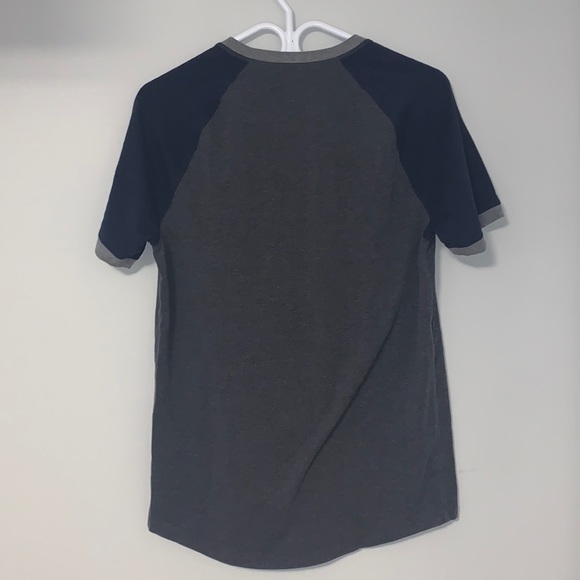 American Eagle Henley - Picture 2 of 2